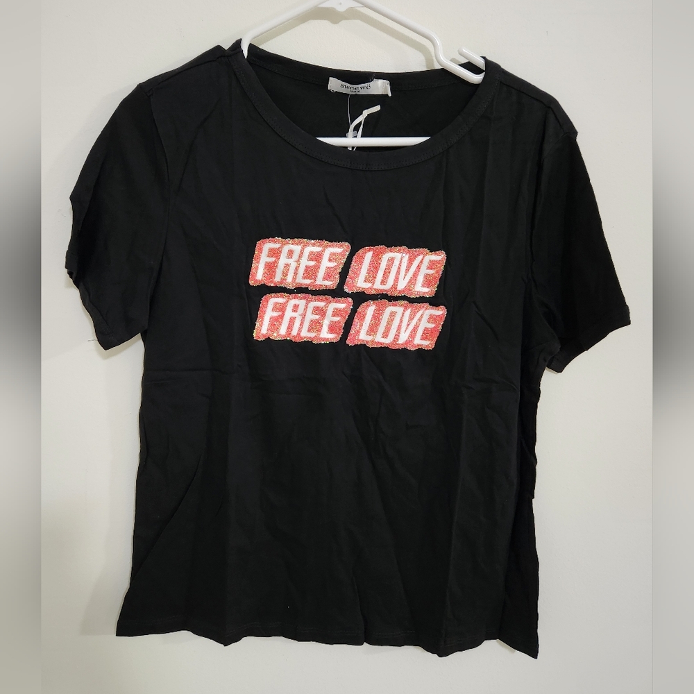 Sweewe "Free Love" Textured Slogan T-Shirt, Size Large, NWT